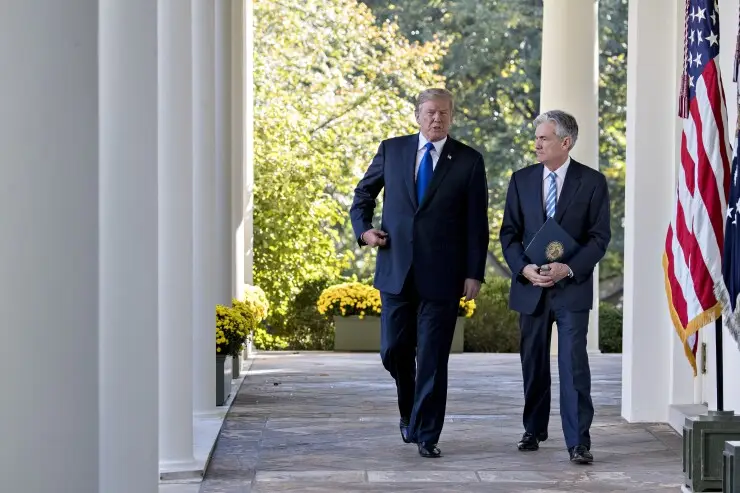 Trump, Powell discuss economic outlook at White House