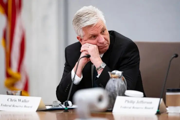 Waller says QE to blame for Fed losses on reserve interest