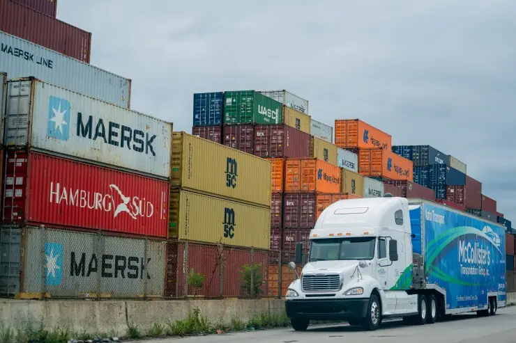 As tariffs take hold, banks still grappling with uncertainty