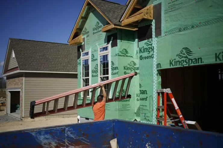 Homebuilders encounter credit, supply cost headwinds